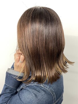 ビルド(build) 【外国人風カラー】切りっぱなし×インナーカラー/新越谷 南越谷