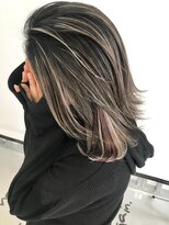 キング 枚方店(K!ng)&nbsp;【枚方、高槻、梅田】ホワイトハイライト+ポイントカラー