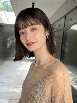 ガーデンヨコハマ(GARDEN YOKOHAMA) 切りっぱなしタッセルボブワンカール外ハネオリーブベージュ