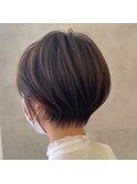 束感ショート×ナチュラルブラウン