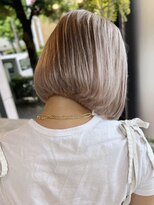 リノショアーズ 日本大通り店(RINOSHORES)&nbsp;トリプルカラーケアブリーチマチルダボブショートボブグレージュ