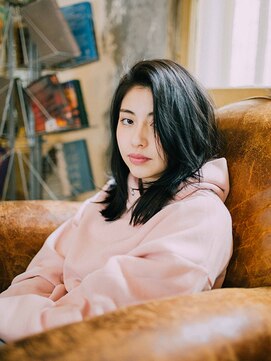 スタリー(Starry) かきあげラフミディアム20代/30代/40代/ハレマチ通り