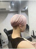 センターパート×ホワイトピンク