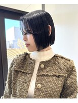 ホロ(hollo)&nbsp;切りっぱなしボブ_ブルーブラック_ミニボブ_タッセルボブ