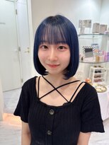 モナバイルーブル(MONA by Louvre)&nbsp;【MONA】ブルーカラーボブ/デザインカラー