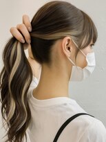 ミーム 原宿 表参道(meme)&nbsp;”韓国風インナーカラー×レイヤーカットポニーテール