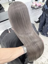 リノート バイ エゴル 太田川(Linoet by ENGOL)&nbsp;新美蓮/アッシュ/グレージュ/シルバー/ハイトーン/ブリーチ