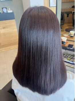 マローン(marron)の写真/髪の内部から補修するトリートメントで髪質改善◎髪本来の美しさを取り戻し、大人女性憧れのうるツヤ髪に＊