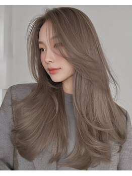 ウキ(uki)の写真/【豊川】透き通る質感・上質な艶感も思いのままに…。透明感をぐっと引き上げるカラー技術を体感ください。