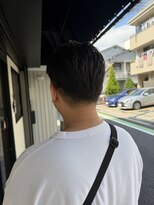 ニコワ(nicowa)&nbsp;【サイドパート×刈り上げ】