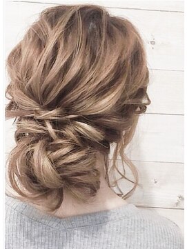 フリーダム(freedom) ゆるふわアップ