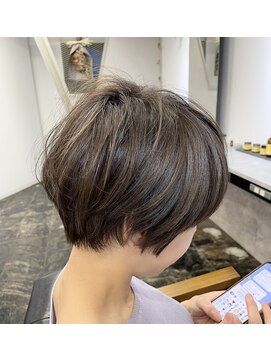 クロ(KURO.) ボーイッシュショート