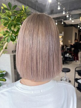 フラッグ ヘアー 天神西通り店(Flag HAIR) ハイトーン☆ウルフマッシュ☆ボブ