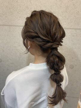 ヴィサージュ ギンザ VISAGE GINZA 編みおろしアレンジヘア