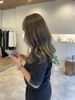 ウタリ(utari)&nbsp;透明感抜群color【難波 桜川/髪質改善】