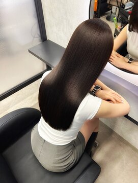 ユニー(uniii) 美髪髪質改善×暗髪ツヤカラー☆uniii新宿