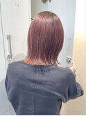 切りっぱなしボブ　タッセルボブ　チェリーブラウン　ピンク