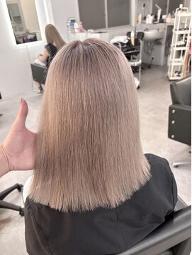 シェイロ(Cielro) くすみミルクティーベージュ【Kentaro】