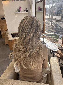 リングバイモアムー(Ring by Moremuu) バレイヤージュ