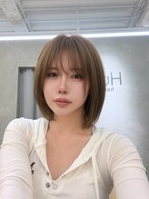 フイ 梅田(Hui.)&nbsp;大人可愛いくびれボブ×シースルーバング×艶ベージュ