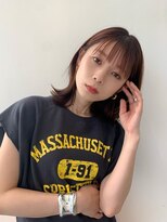 トイロ 横浜(Toiro)&nbsp;ミディアムボブ外ハネくびれミディアムレイヤーミディアム