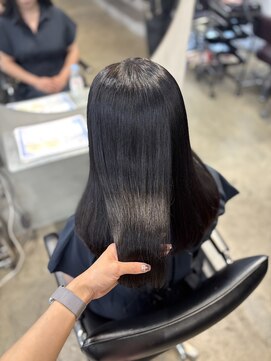 リラクオーレ 三宮 元町(LIRA CUORE) ツヤツヤ髪質改善縮毛矯正