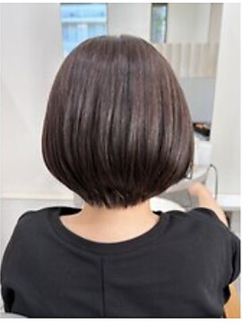 アラナ 平尾(alana) 艶感ショートボブ×髪質改善
