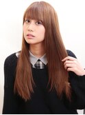 ツヤが決めてのピュアストレートが好印象☆