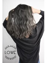 ルーヴェ(LOWE)&nbsp;【LOWE】外国人風ハイライトと大人アッシュでナチュラルに！
