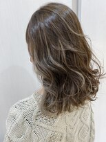 クレア本厚木(CREA)&nbsp;[Chii] ハイライトカラー　クリーミーベージュ