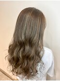 ハイライト×アッシュグレージュ×イルミナカラー