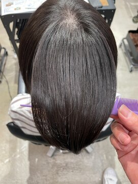 ピボット 北千住(PIVOT) 酸性縮毛矯正、艶ストレート、髪質改善ストレート