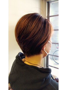 レプリュス Leplus 大人ショートボブ