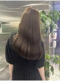 ワンカラーのみで作るオリーブベージュ