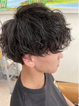 カット＆パーマでｏｎ/ｏｆｆ決まるスタイルに！