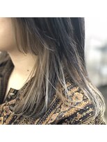 サンリサ 鴻巣店(sanRisa) ウルフカット × インナーカラー