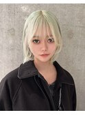 グリーン