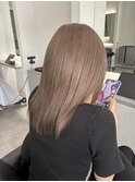 ブリーチカラー夏カラー透明感アッシュベージュレイヤーカット
