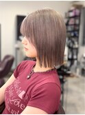 ハイトーングレージュ