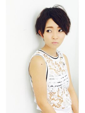 カラーズ(THE COLORS) THE COLORS★黒髪ショート× white hot★