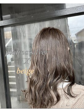 ネリネ(Nerine) ベージュ　シルバー　グレージュ