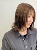 カーキベージュ 外はね