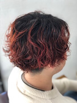 ハサミバイアトリエナガノ 千葉(8sami by atelier nagano) ショートボブ/センターパート/ツヤ髪/グラデーション/イヤリング