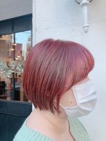 フィアート ヘアドレッシング サロン(Fiato Hairdressing Salon) ブリーチなしのピンク系カラー