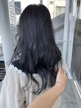 グロウミドル(GROW middle) 深めで可愛い！ブルーシルバーカラー