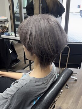 ヴィフ 大船(VIF) 白髪ぼかし脱白髪染めショートヘアショートボブカット大船駅鎌倉