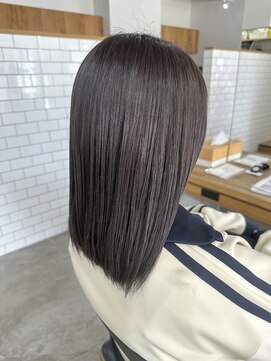 アトリエ ジジ(atelier ZiZi) アッシュグレージュカラー