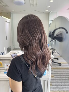 アフューズバイストゥー(Vfuse by StueW) 透明感ブラウン◎［岡山カラー］［倉敷カラー］