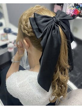 アールエーサロンモノクロ 秋葉原(RA SALON モノクロ) あみカチュポニーテール