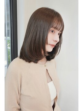 ローネス(LONESS) レイヤーカット　ミディアムレイヤー　ワンカール
